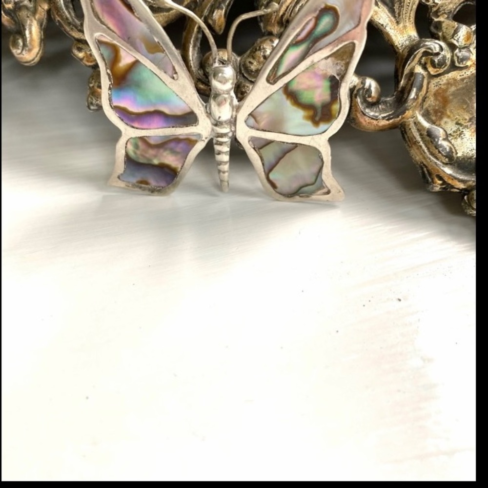 2 VTG sterling/abalone butterfly brooches - Picture 3 of 9